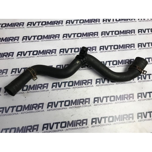  Патрубок системы охлаждения Ford Focus 2 1.6TDCI 2005-2010 3M5H8260KH